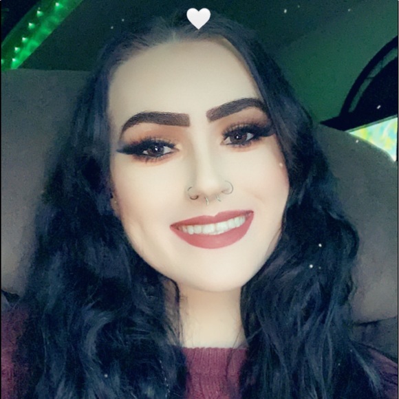 Meet your Posher, Brittany - Picture 1 of 1